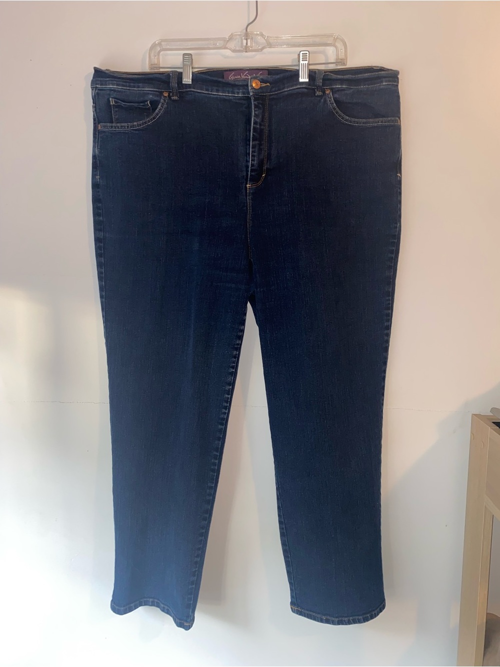 Gloria Vanderbilt Dark Blue Straight Leg Jeans